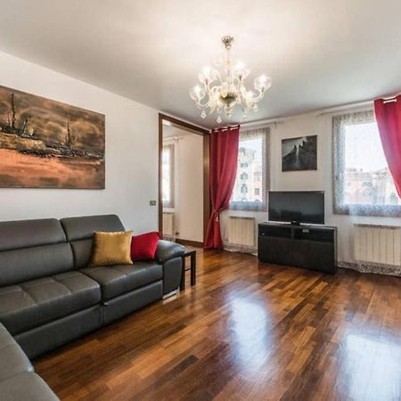 Rialto Apartment With Canal Grande View Venedig Eksteriør billede